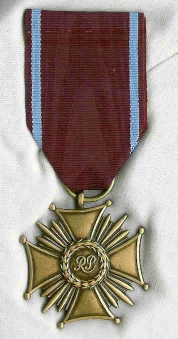 Krzyż Krzyż