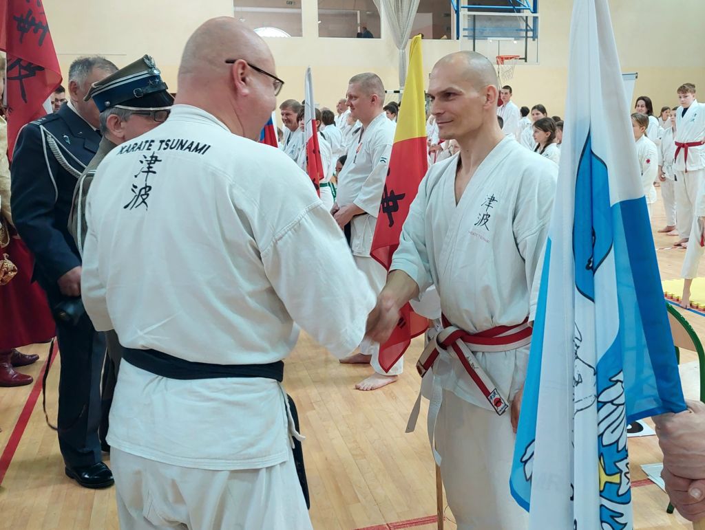Karate Tsunami